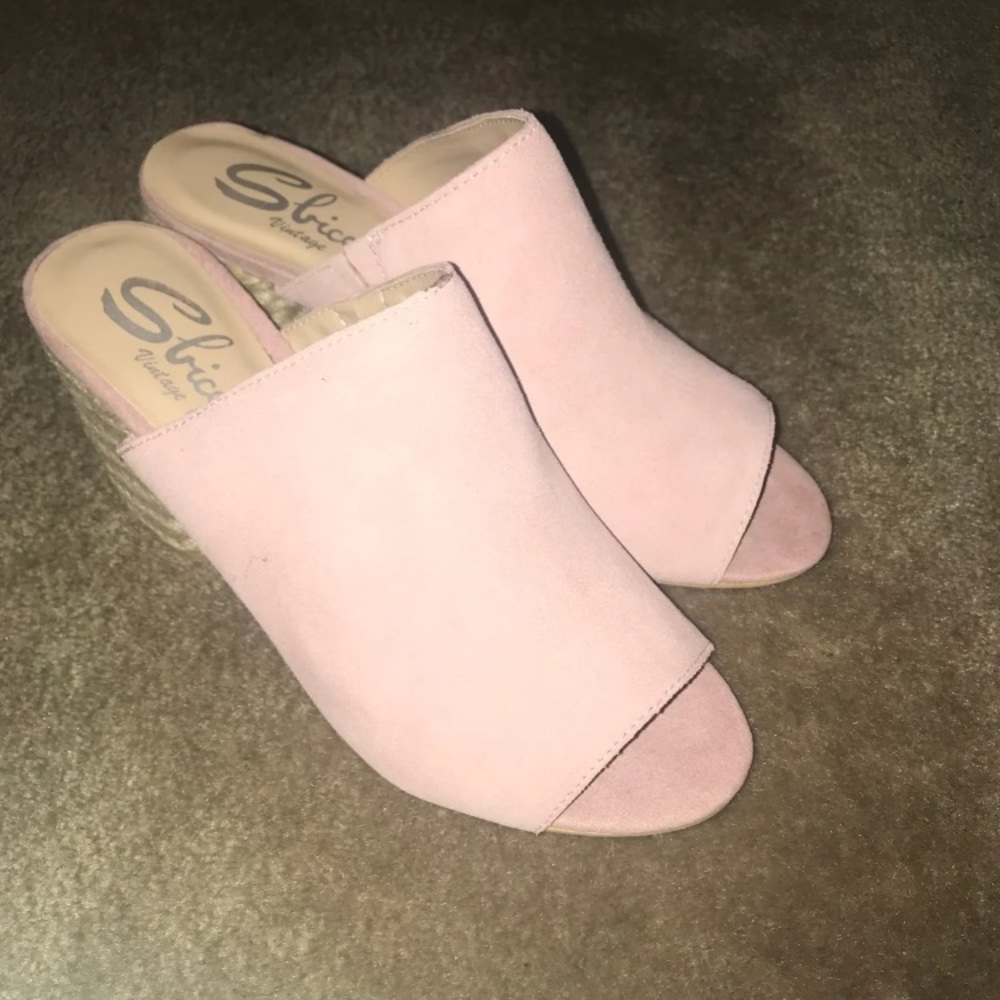 Pink heels